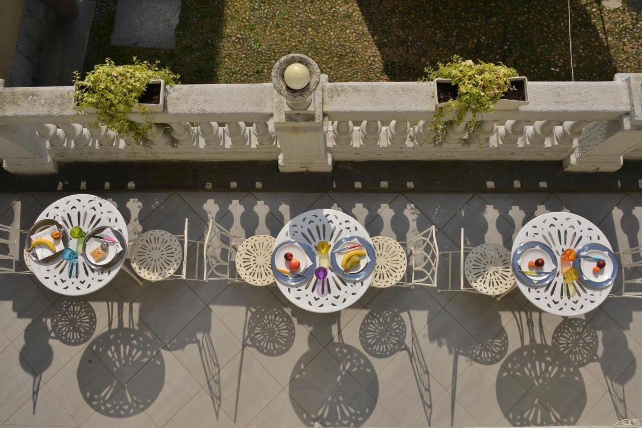La Terrazza Vercelli Bed & Charme Exterior photo