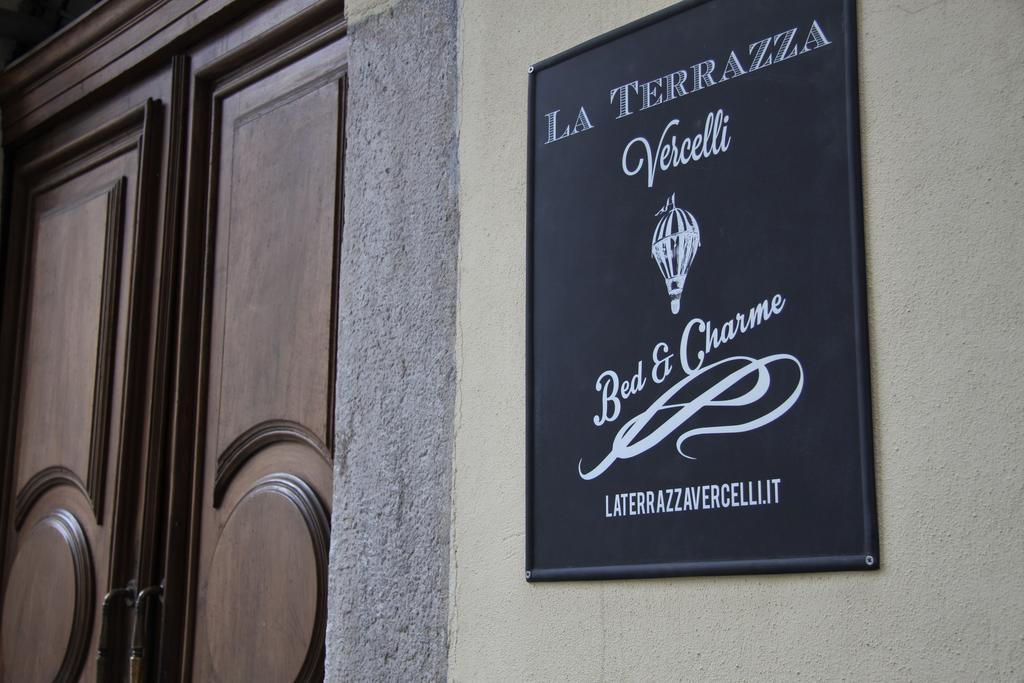 La Terrazza Vercelli Bed & Charme Exterior photo
