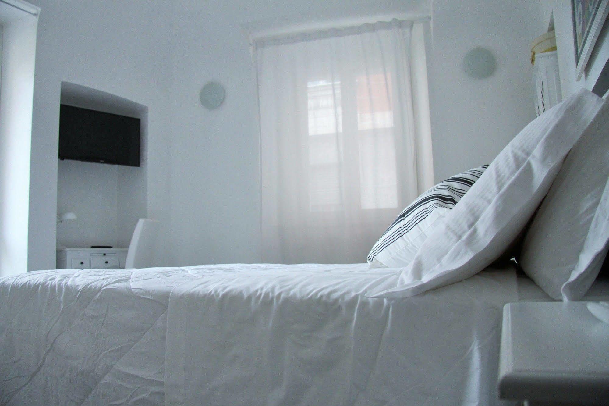 La Terrazza Vercelli Bed & Charme Exterior photo