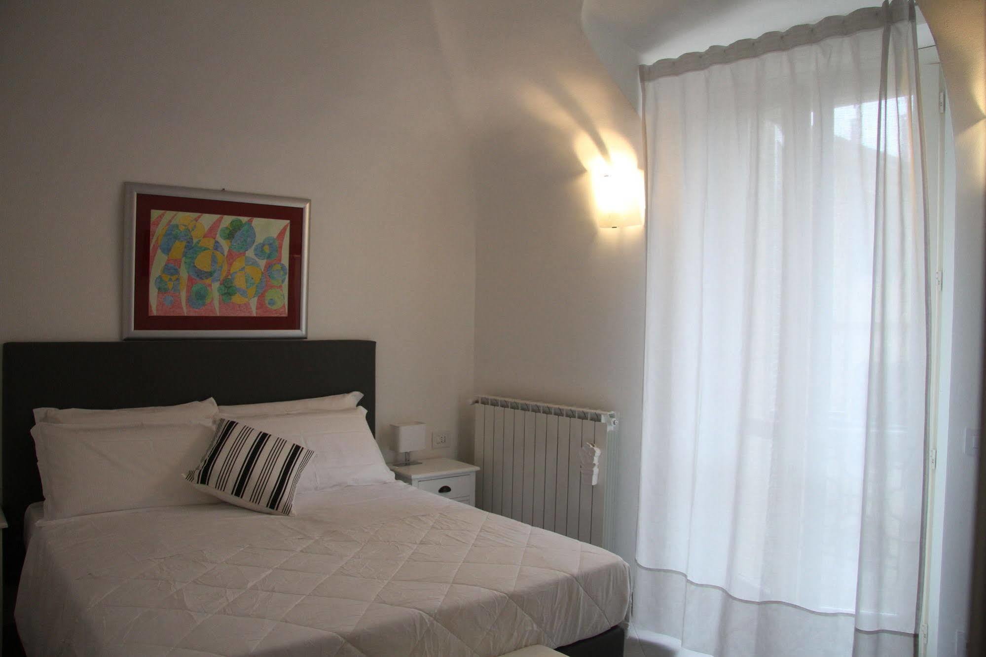 La Terrazza Vercelli Bed & Charme Exterior photo