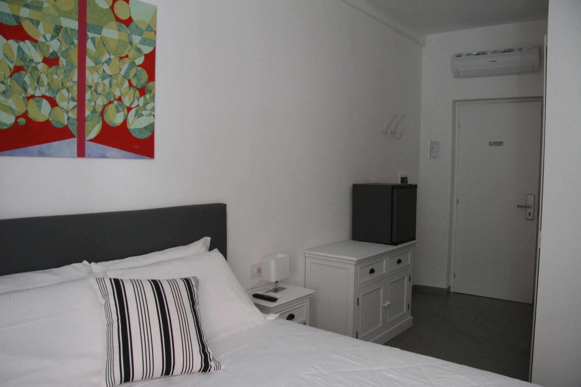 La Terrazza Vercelli Bed & Charme Exterior photo